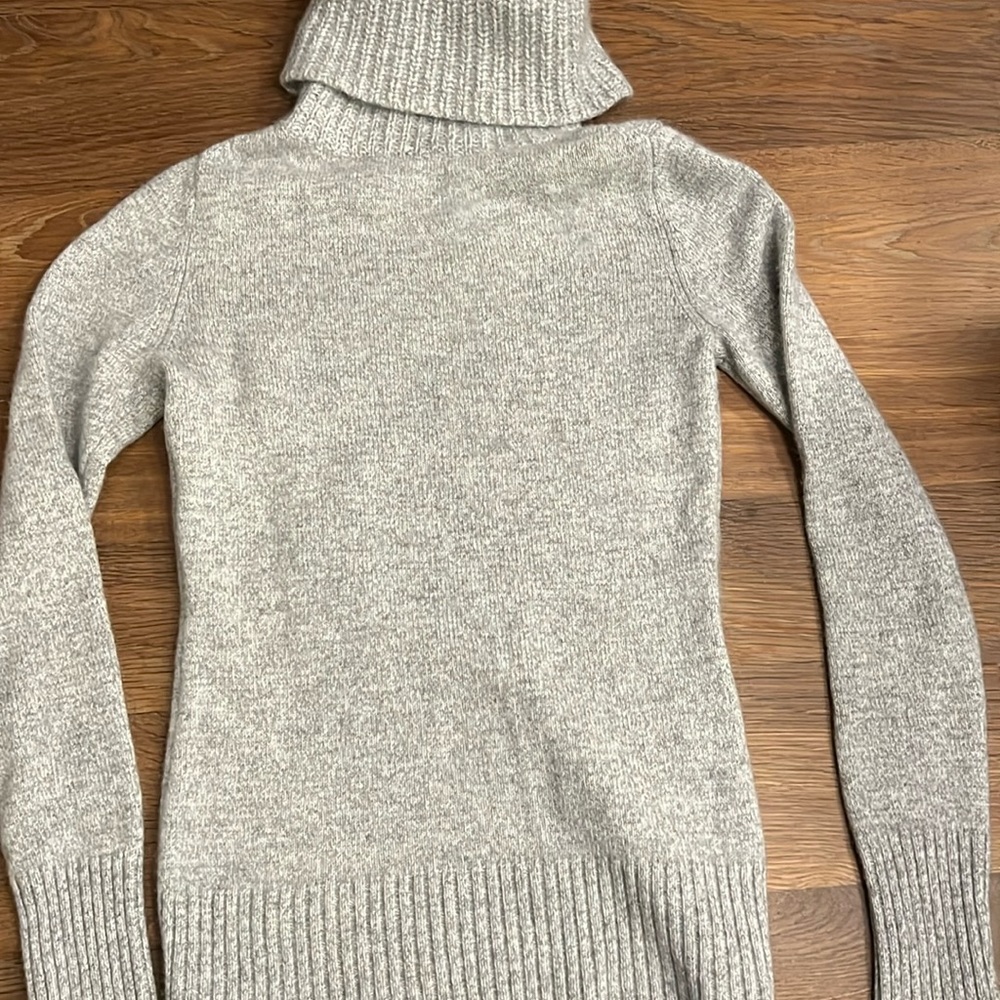 Ann Taylor Light Gray Turtleneck Sweater